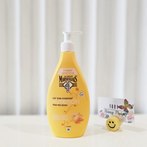 Dưỡng thể với tinh dầu hoa mơ + ly trắng + hoa xà cừ Le Petit Marseiliais 400ml