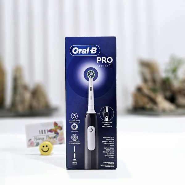 BÀN CHẢI ĐIỆN ORAL-B PRO 1 MÀU ĐEN