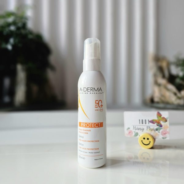 Kem chống nắng cường độ cao A-Derma Protect Spray SPF50+, 200ml