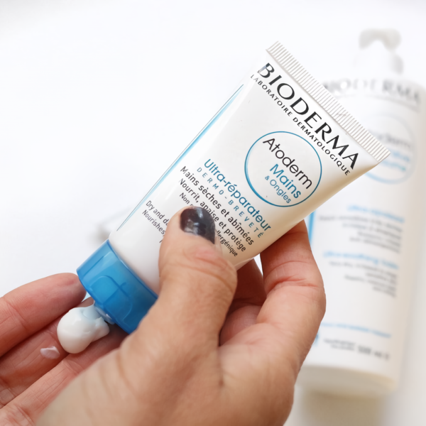 Kem Dưỡng Tay và Móng Bioderma Atoderm Mains & Ongles, 50ml