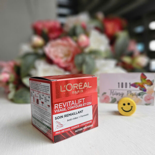 Kem dưỡng săn chắc da vùng mặt và vùng cổ L'Oréal Revitalift, 50ml