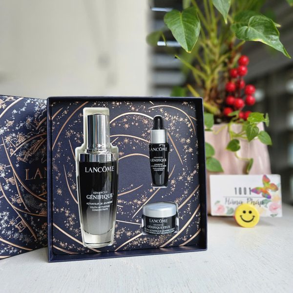 {Set quà tặng} Tinh chất trẻ hóa và phục hồi da sau 7 ngày Lancôme Advanced Génifique
